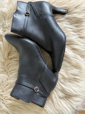 LifeStride Black Ankle Booties Size 10M Side Zip Buckle Strap Career Dress Boots